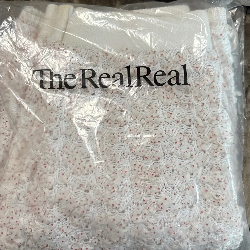Chanel NWT Authentic Bloomingdale's Cream Skirt Sz 40  cream w red tiny dots - Picture 14 of 14